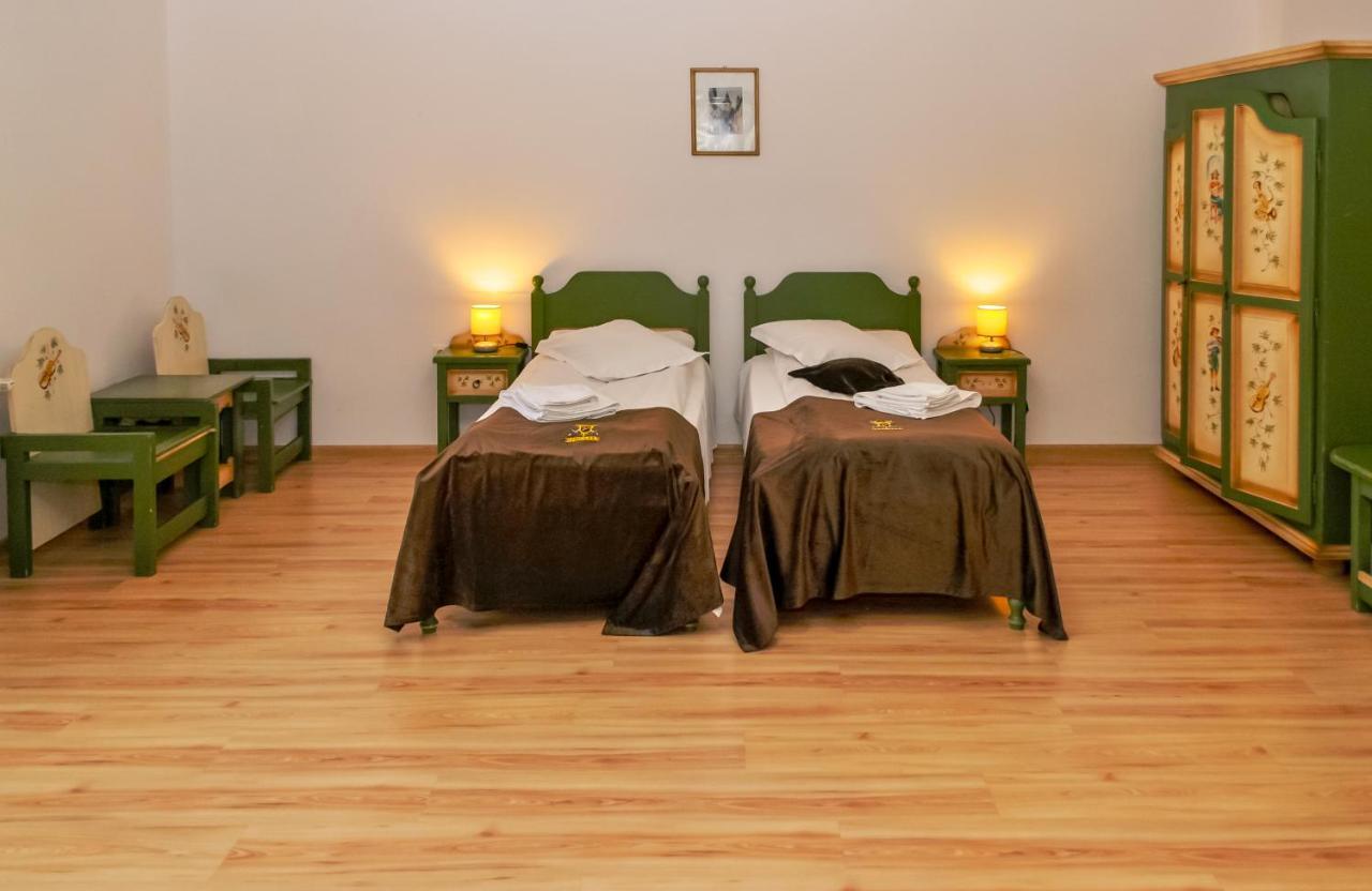 Prolex Turism Srl Hotel Bran  Ngoại thất bức ảnh